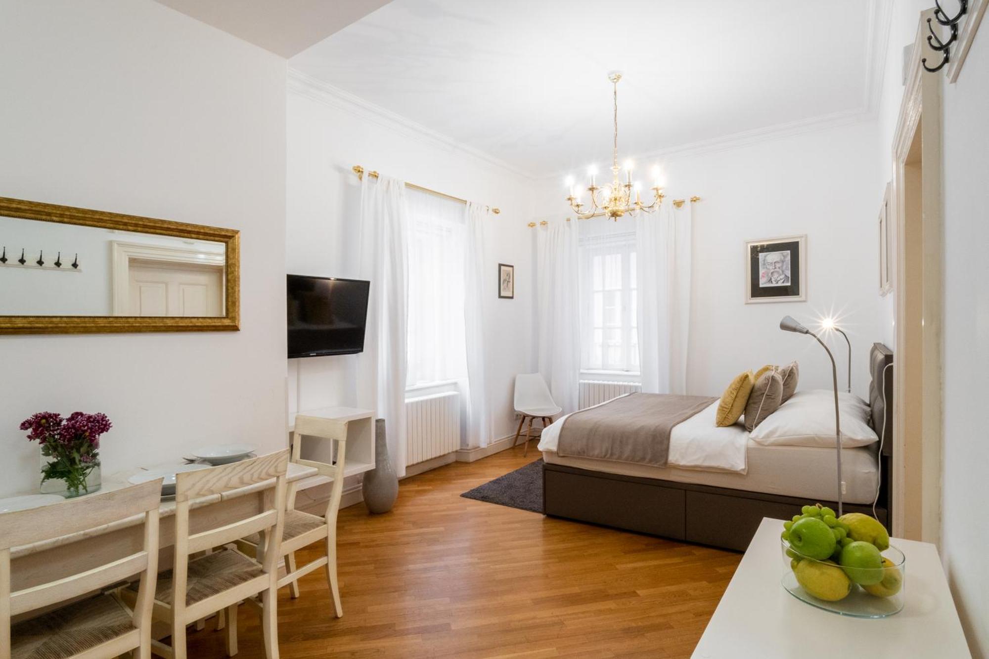 Historic Center Apartament
